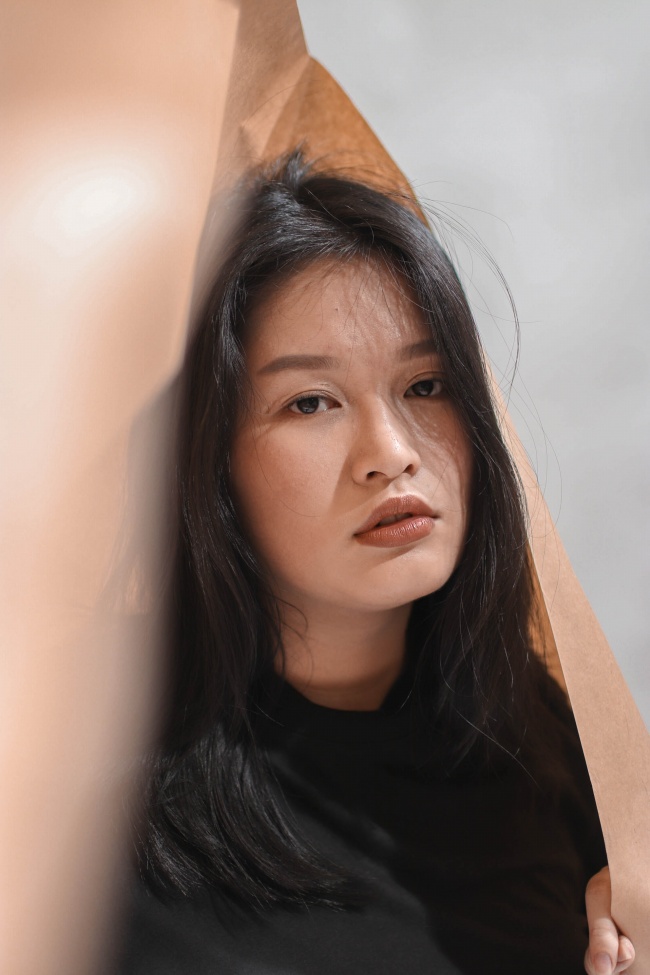 韩美女主播热午 剧情